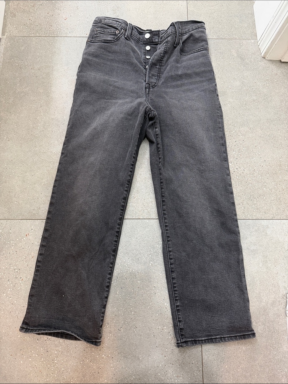 Levi’s Ribcage Straight Ankle 27”